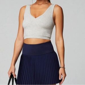 Cloud seamless v-neck crop tank warm grey